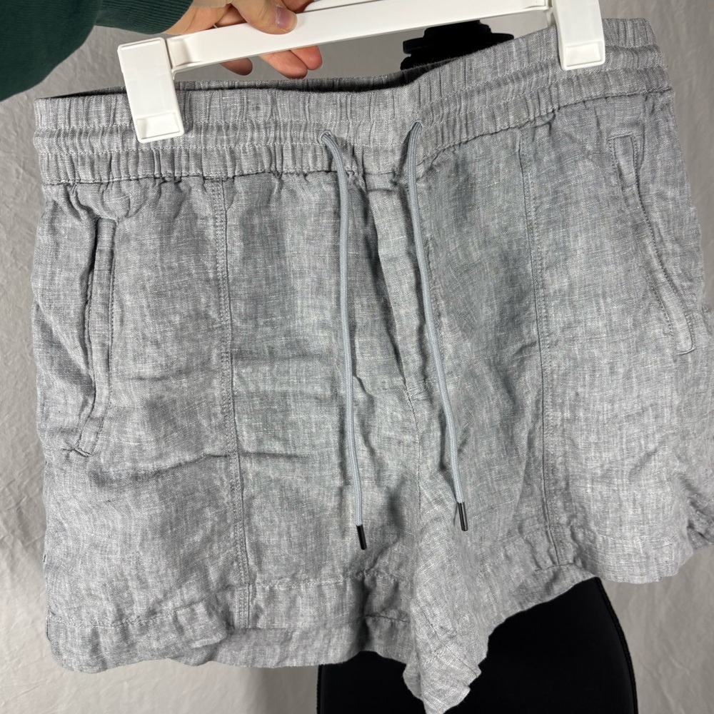 Athleta Retreat Linen Midrise Short
